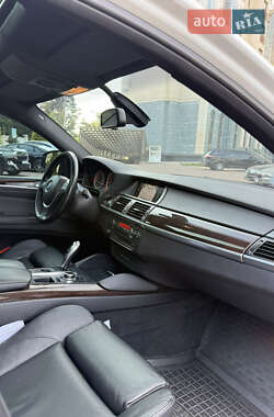 Внедорожник / Кроссовер BMW X6 2011 в 