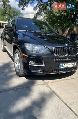 Позашляховик / Кросовер BMW X6 2012 в 