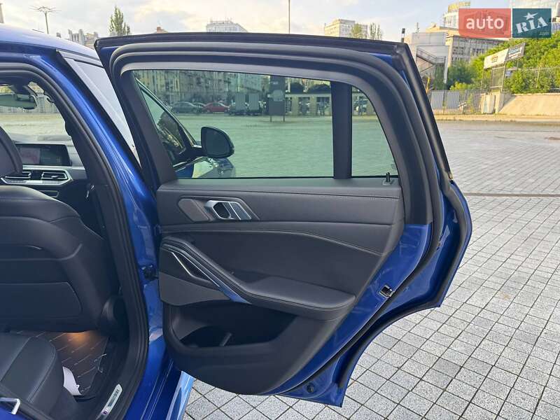 Внедорожник / Кроссовер BMW X6 2019 в Киеве