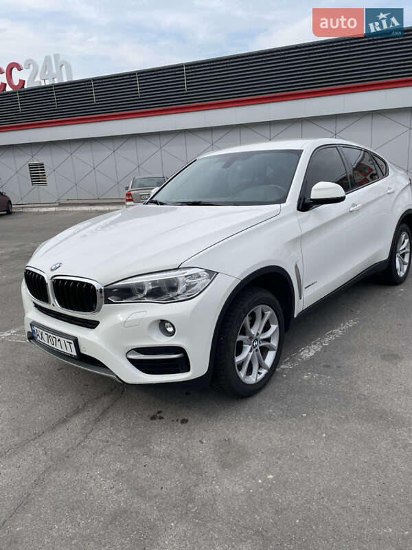 Внедорожник / Кроссовер BMW X6 2016 в Харькове