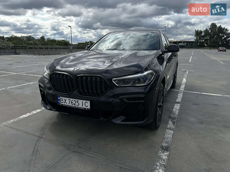 Внедорожник / Кроссовер BMW X6 2022 в Киеве