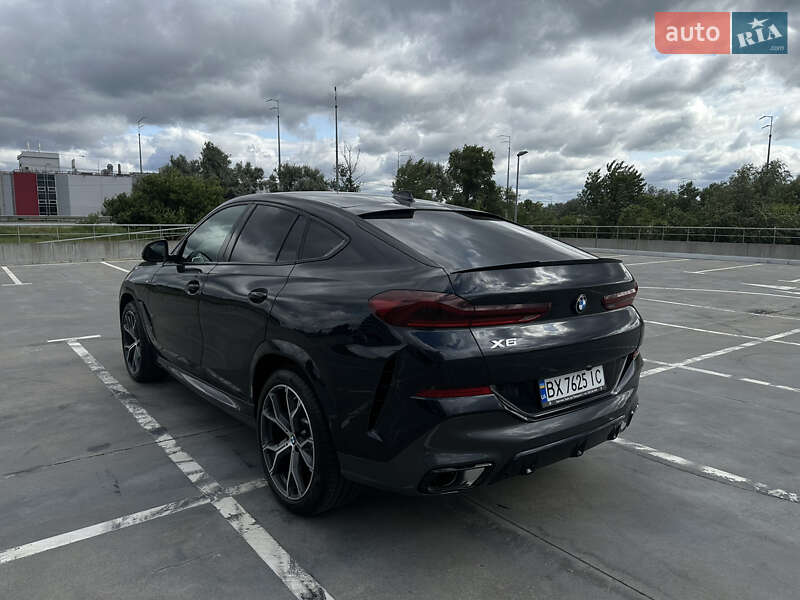 Внедорожник / Кроссовер BMW X6 2022 в Киеве