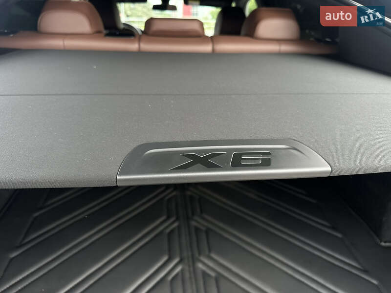 Внедорожник / Кроссовер BMW X6 2022 в Киеве