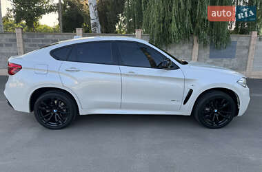 Позашляховик / Кросовер BMW X6 2017 в 
