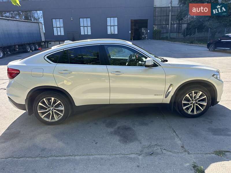 Внедорожник / Кроссовер BMW X6 2015 в Днепре