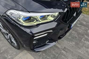Позашляховик / Кросовер BMW X6 2020 в 