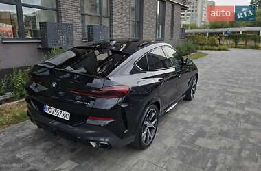 Позашляховик / Кросовер BMW X6 2020 в 