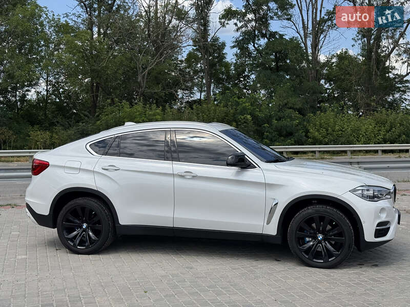 Внедорожник / Кроссовер BMW X6 2018 в Виннице