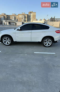 Внедорожник / Кроссовер BMW X6 2011 в 
