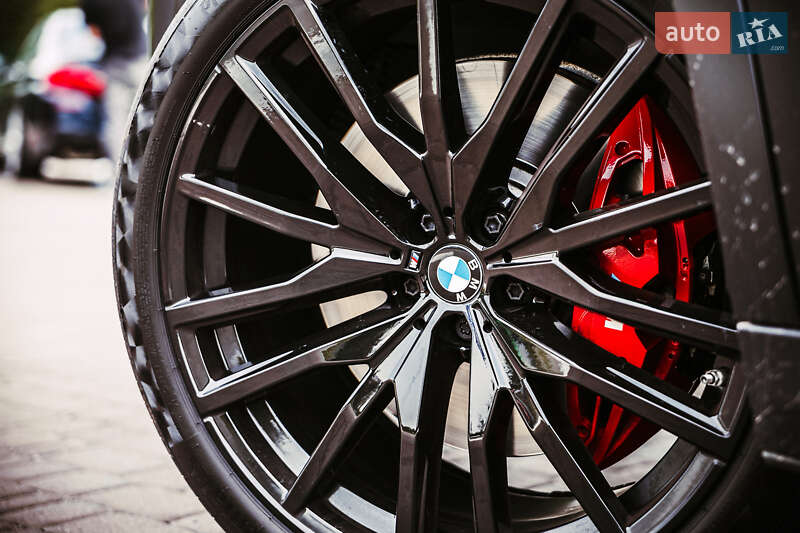 Внедорожник / Кроссовер BMW X6 2022 в Киеве