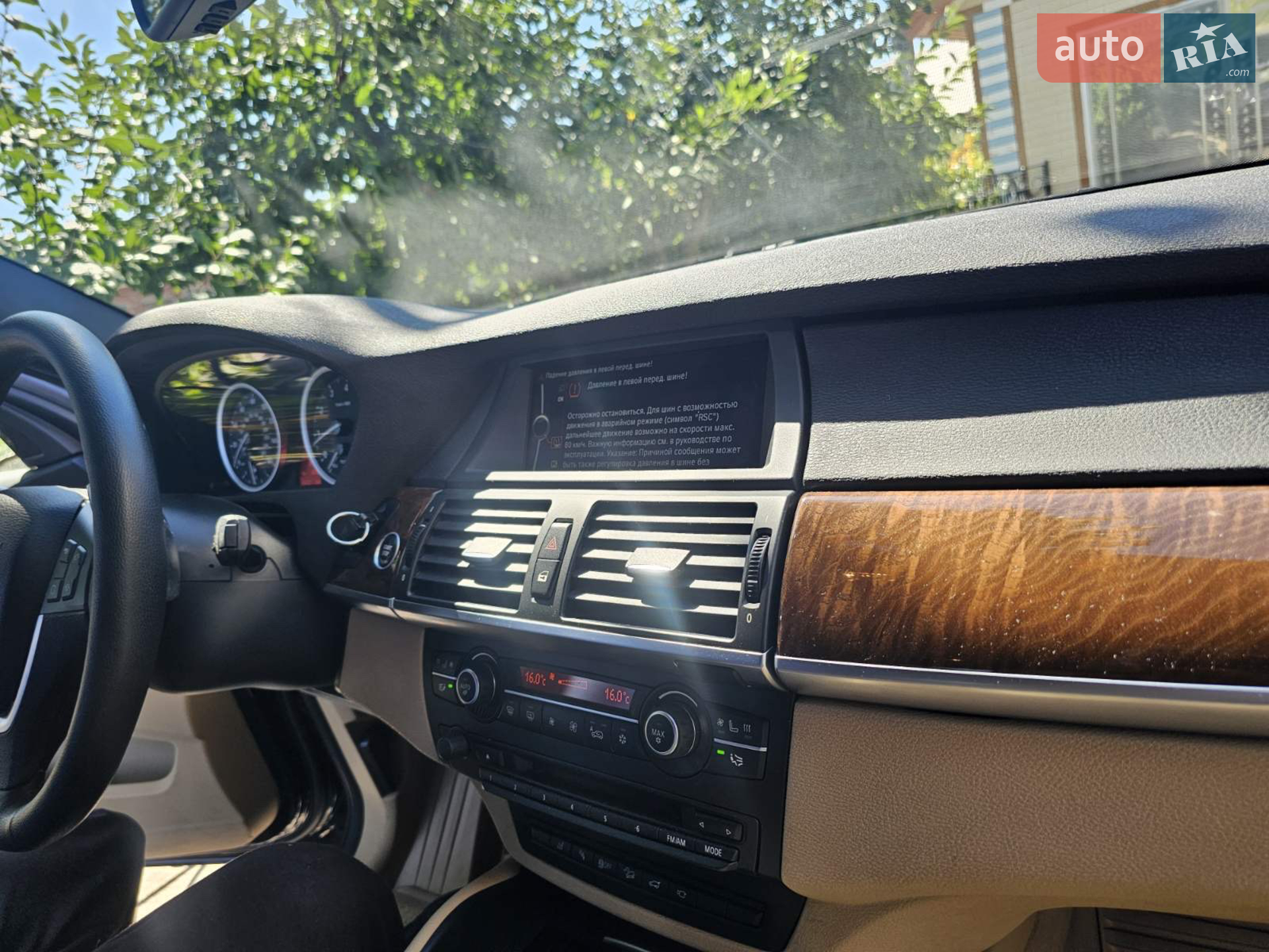 2011 BMW X6 - мініатюра 18