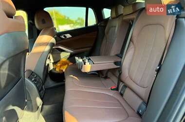 Позашляховик / Кросовер BMW X6 2022 в 