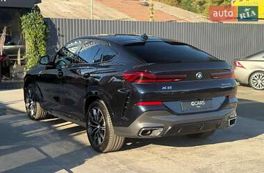 Позашляховик / Кросовер BMW X6 2022 в 