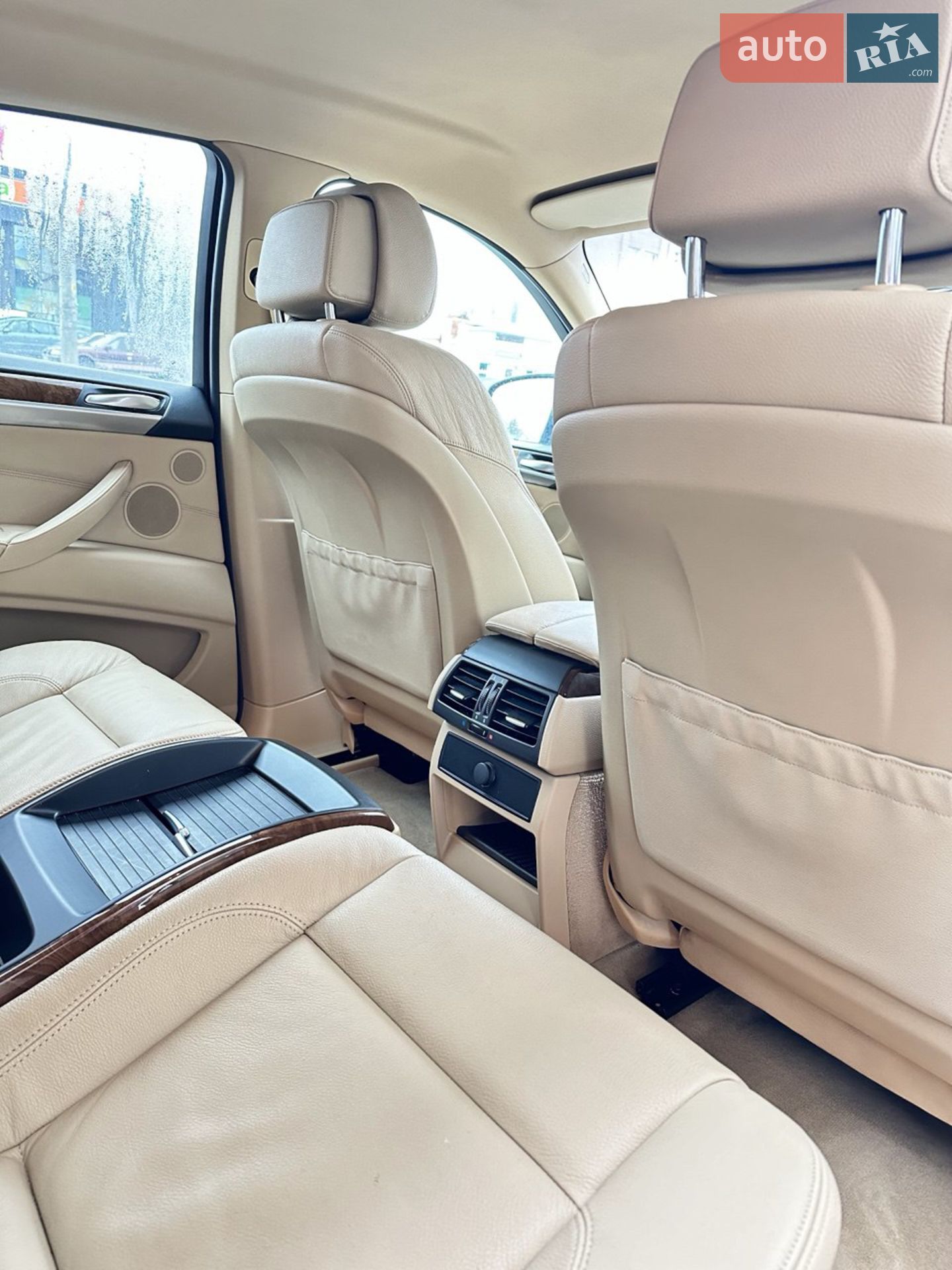 2010 BMW X6 - мініатюра 8