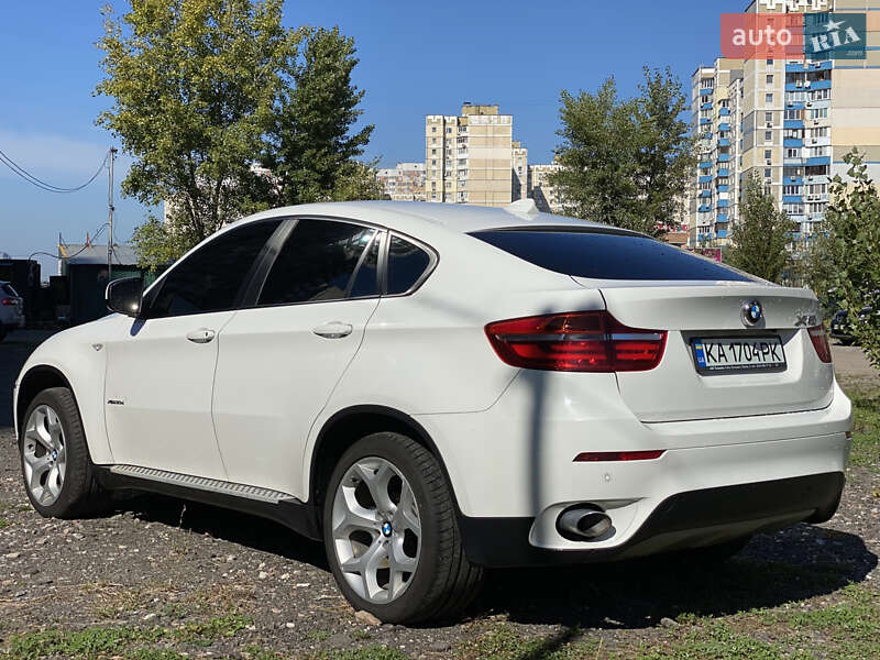 Позашляховик / Кросовер BMW X6 2012 в Києві