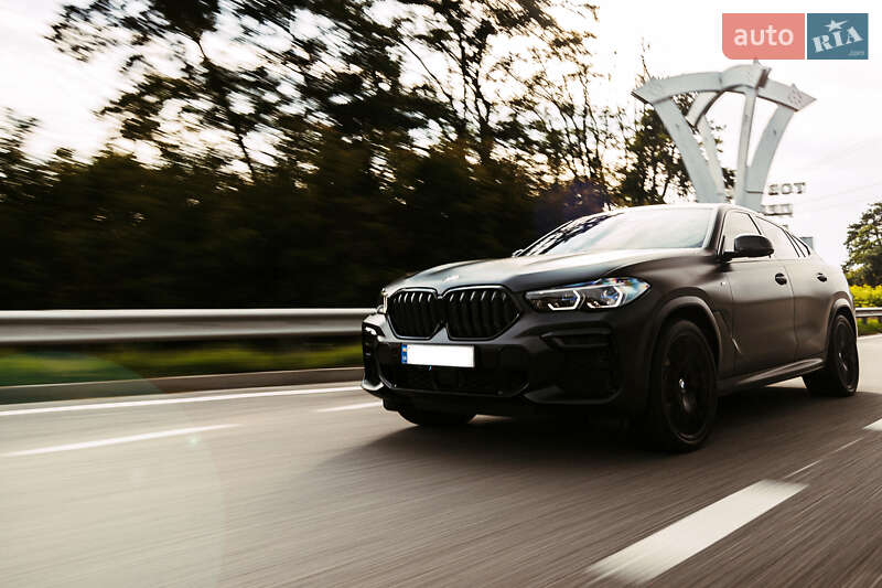 Внедорожник / Кроссовер BMW X6 2022 в Киеве