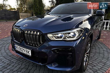 Позашляховик / Кросовер BMW X6 2022 в 