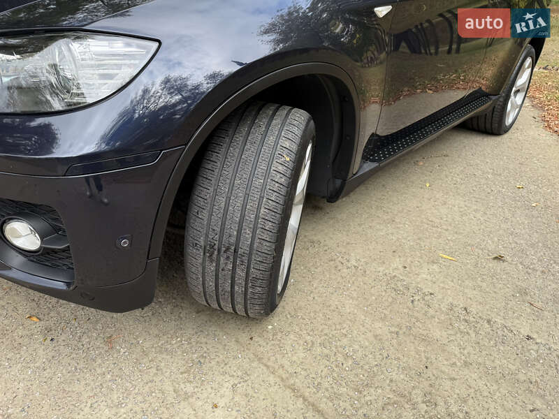 Позашляховик / Кросовер BMW X6 2011 в Києві