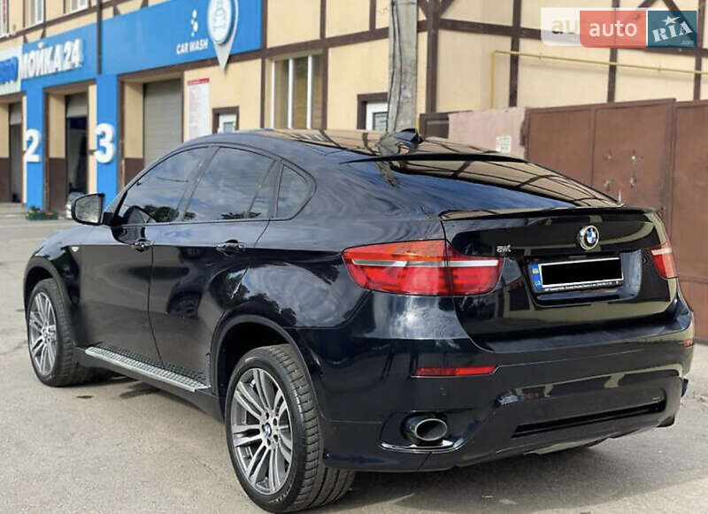BMW X6 2013