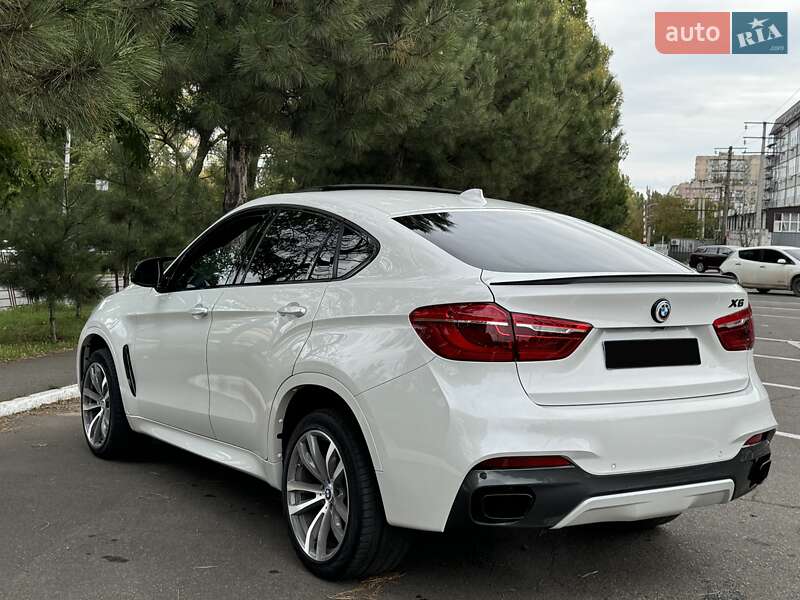 Внедорожник / Кроссовер BMW X6 2015 в Одессе