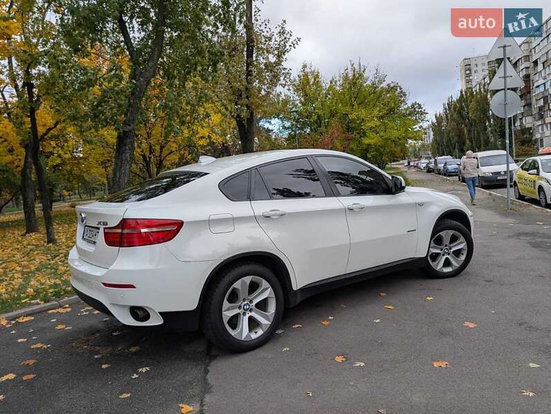 Позашляховик / Кросовер BMW X6 2012 в Києві