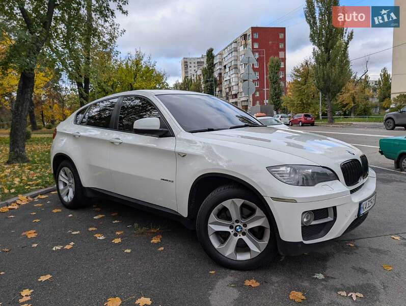 Позашляховик / Кросовер BMW X6 2012 в Києві