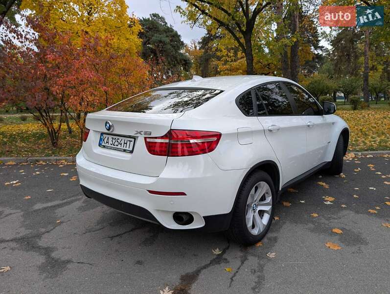 Позашляховик / Кросовер BMW X6 2012 в Києві