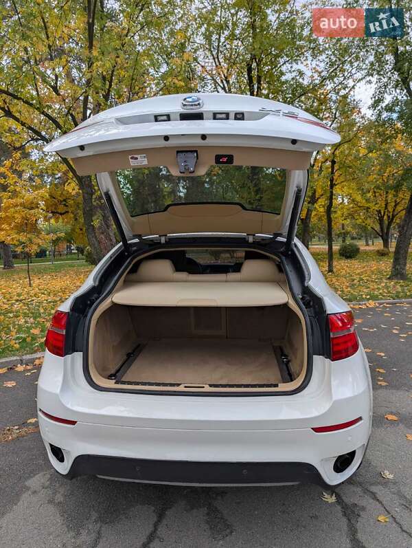 Позашляховик / Кросовер BMW X6 2012 в Києві