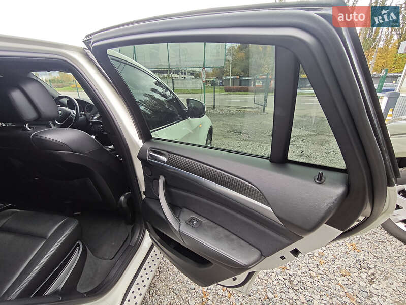 Внедорожник / Кроссовер BMW X6 2010 в Киеве