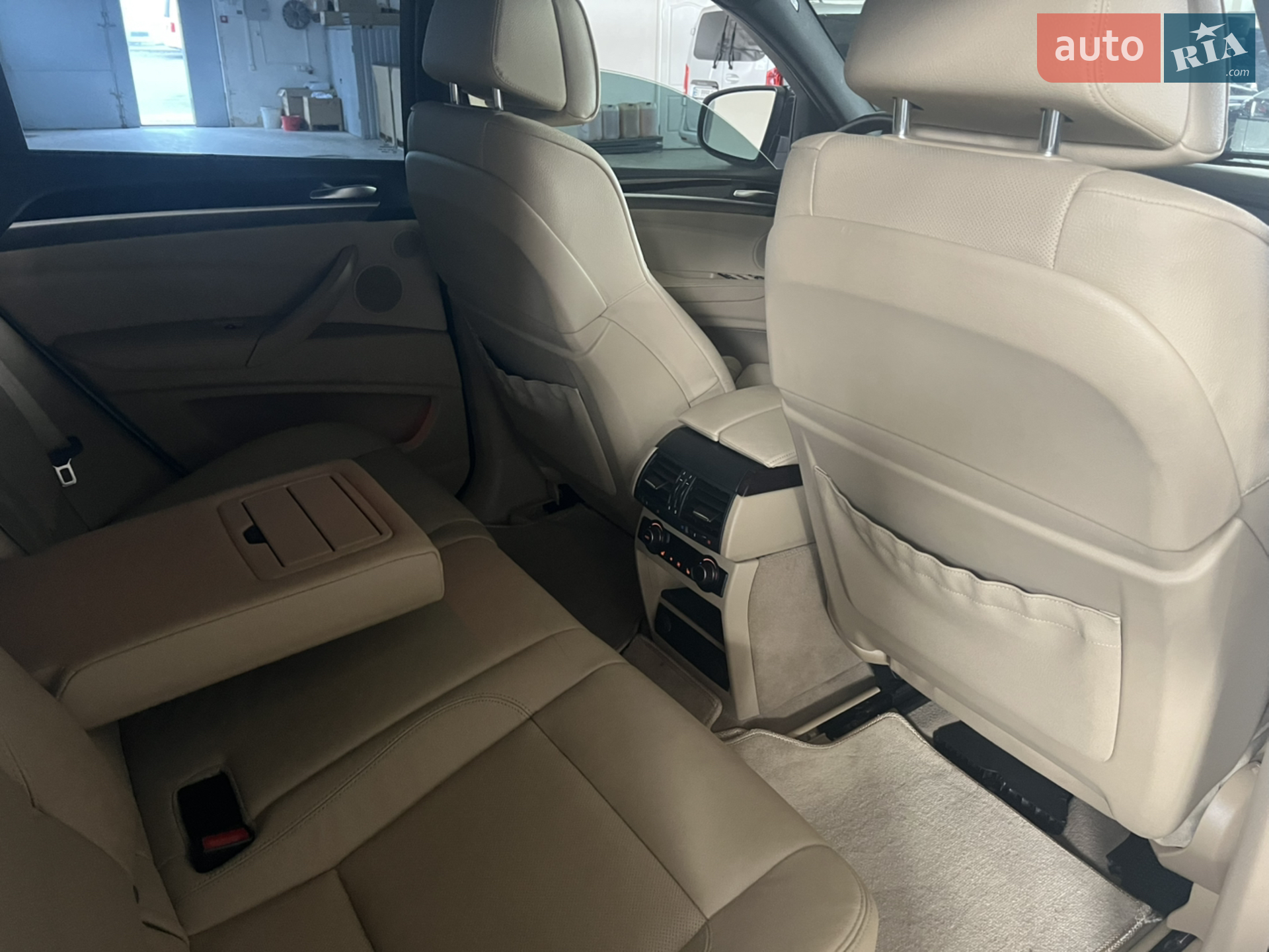 2010 BMW X6 - мініатюра 6