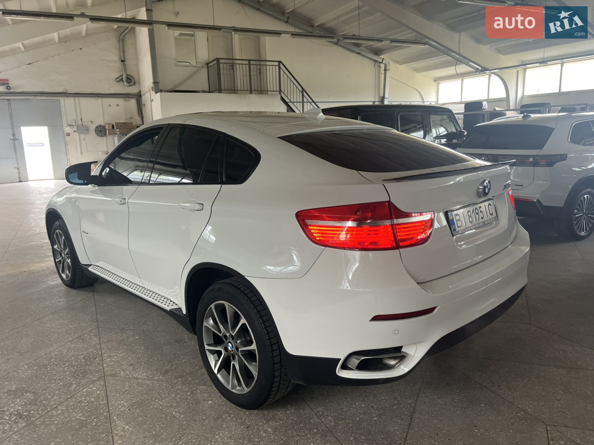 2010 BMW X6 - мініатюра 12