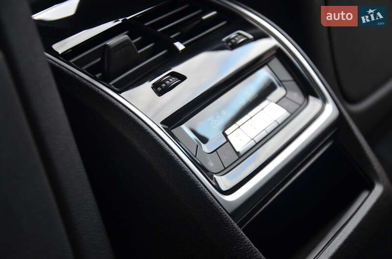 Позашляховик / Кросовер BMW X6 2022 в Дрогобичі фото 53 Позашляховик / Кросовер BMW X6 2022 в Дрогобичі