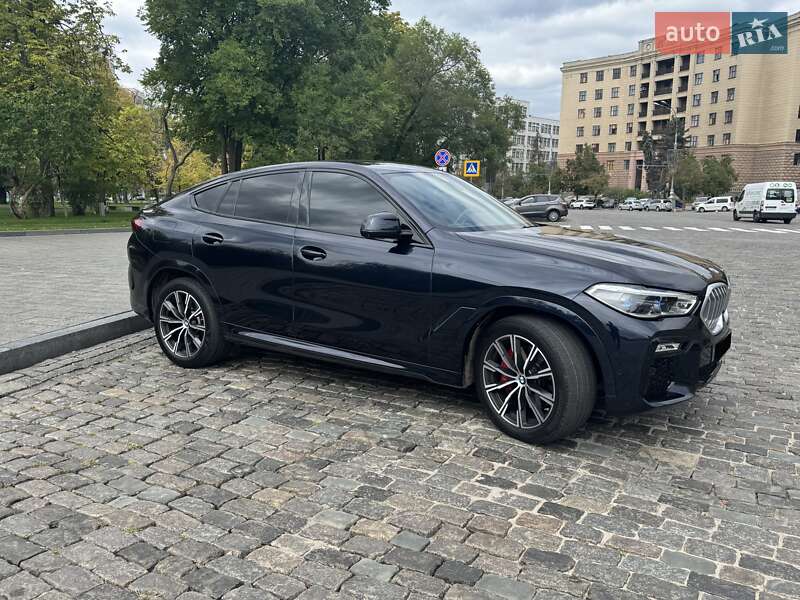 Внедорожник / Кроссовер BMW X6 2022 в Харькове