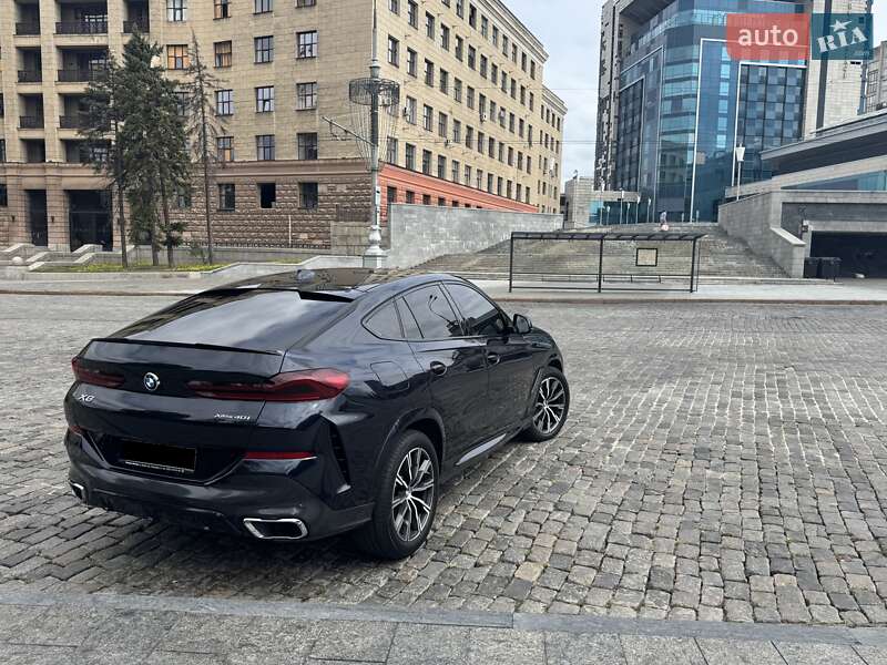 Внедорожник / Кроссовер BMW X6 2022 в Харькове