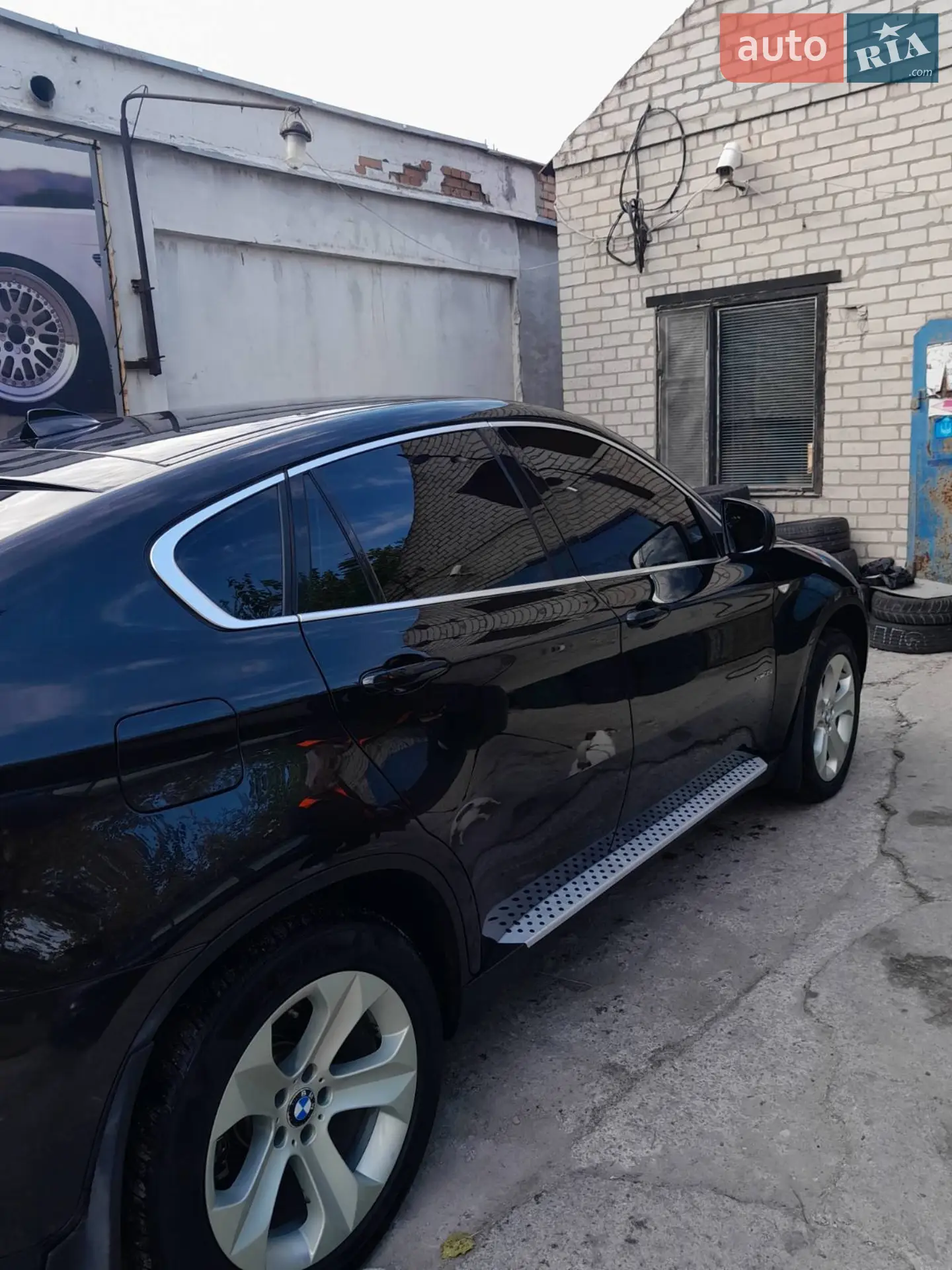 2011 BMW X6 - мініатюра 21