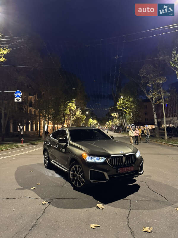 Внедорожник / Кроссовер BMW X6 2021 в Ужгороде