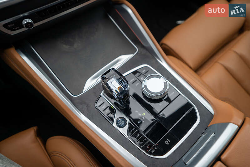 Внедорожник / Кроссовер BMW X6 2022 в Киеве