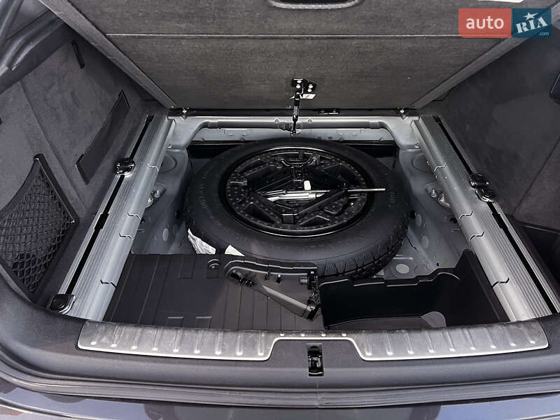 Внедорожник / Кроссовер BMW X6 2016 в Киеве