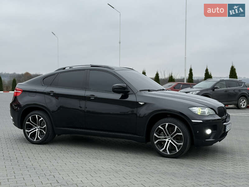Внедорожник / Кроссовер BMW X6 2011 в Черновцах