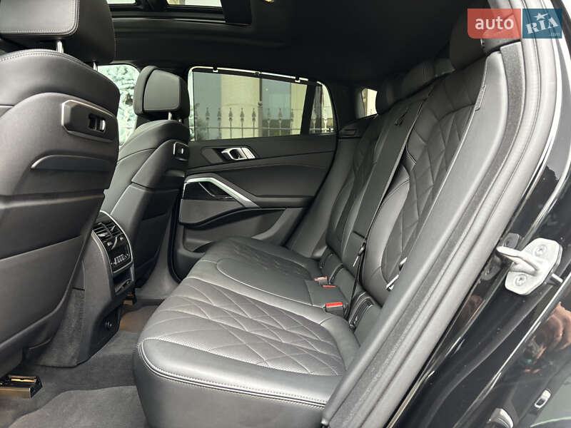 Внедорожник / Кроссовер BMW X6 2023 в Киеве