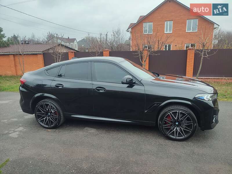 Внедорожник / Кроссовер BMW X6 2021 в Киеве