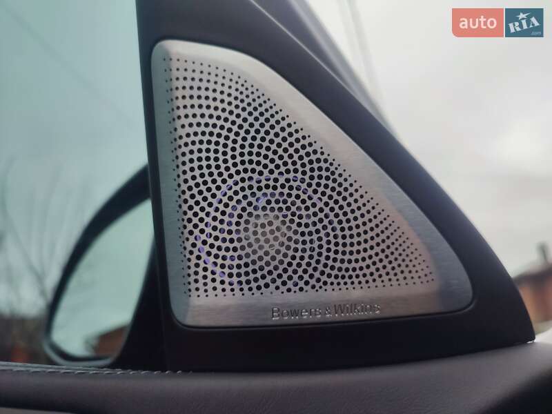 Внедорожник / Кроссовер BMW X6 2021 в Киеве