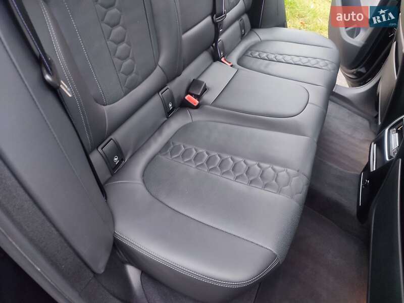 Внедорожник / Кроссовер BMW X6 2021 в Киеве