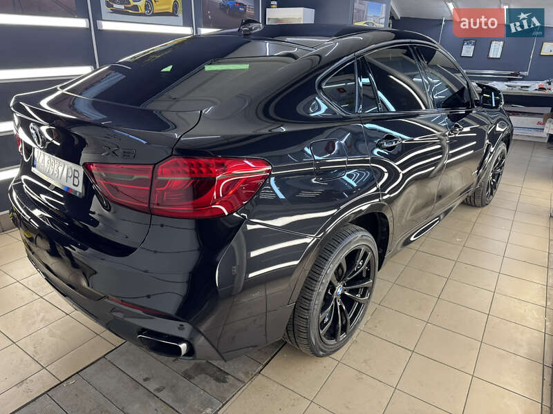 Внедорожник / Кроссовер BMW X6 2016 в Киеве
