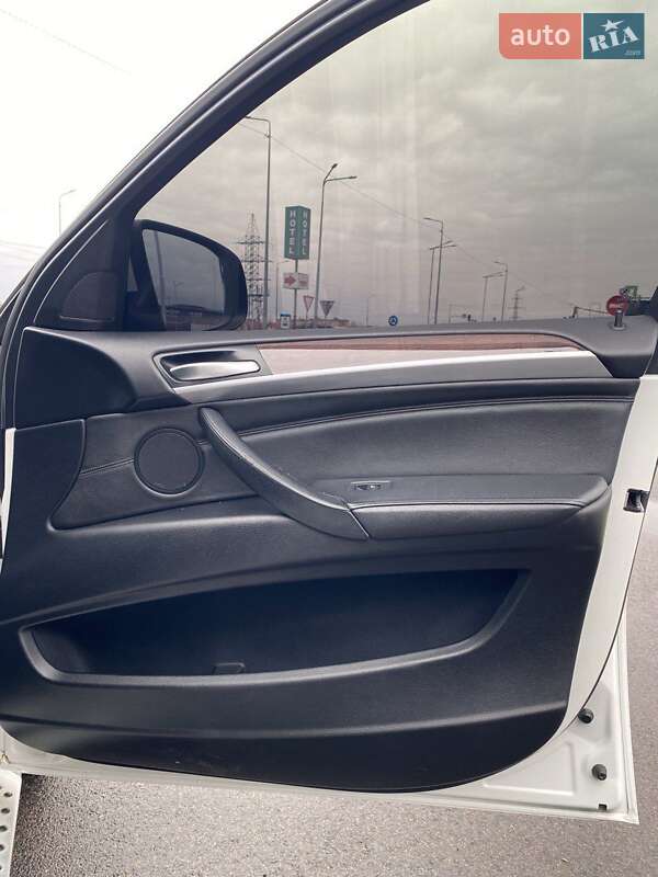 Внедорожник / Кроссовер BMW X6 2008 в Мукачево