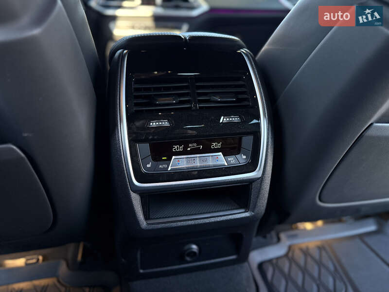 Внедорожник / Кроссовер BMW X6 2021 в Львове