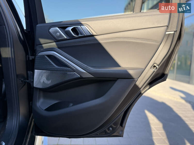 Внедорожник / Кроссовер BMW X6 2021 в Львове