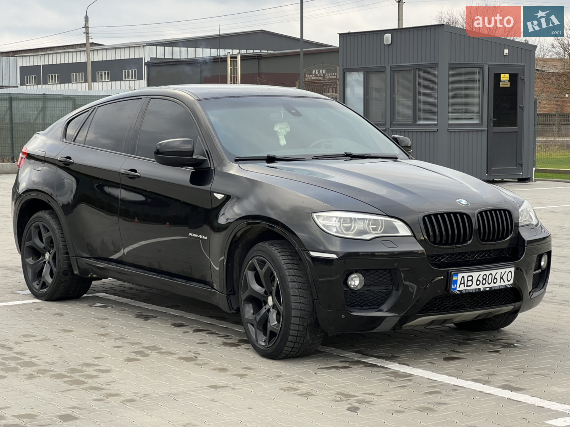 2011 BMW X6 - мініатюра 25