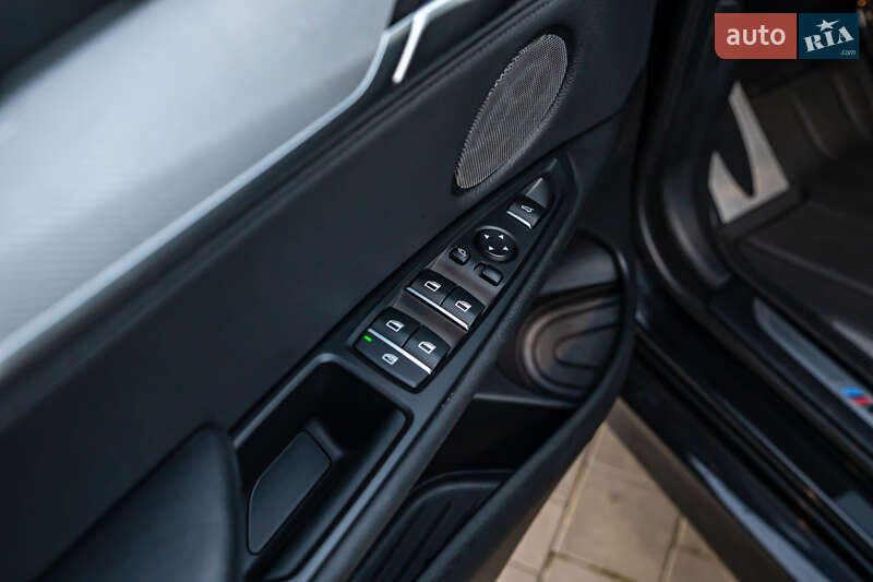 Внедорожник / Кроссовер BMW X6 2016 в Луцке