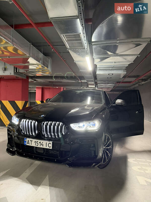 Позашляховик / Кросовер BMW X6 2022 в Івано-Франківську